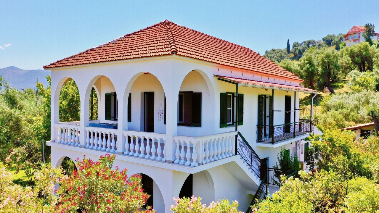 Photo of Outdoor in Astrakeri