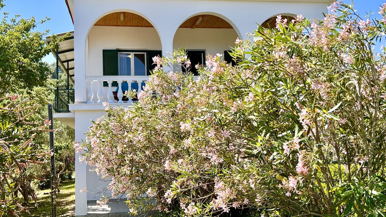Photo of Outdoor in Astrakeri