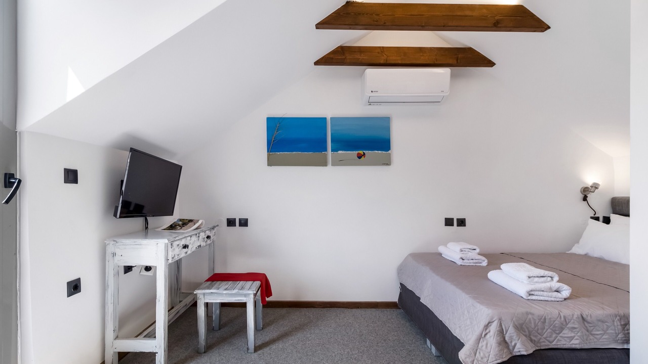 Photo of Bedroom in Geni
