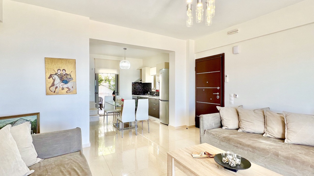 Photo of Livingroom in Perigiali
