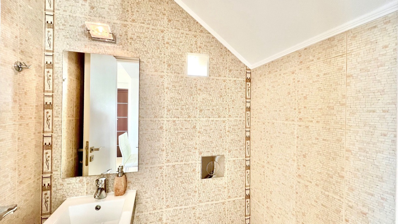 Photo of Bathroom in Perigiali