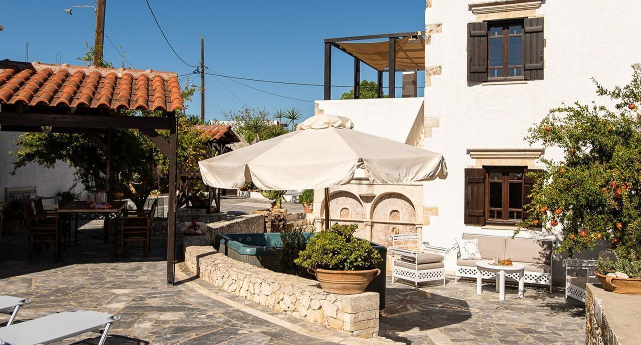 Photo of Outdoor in Sternes