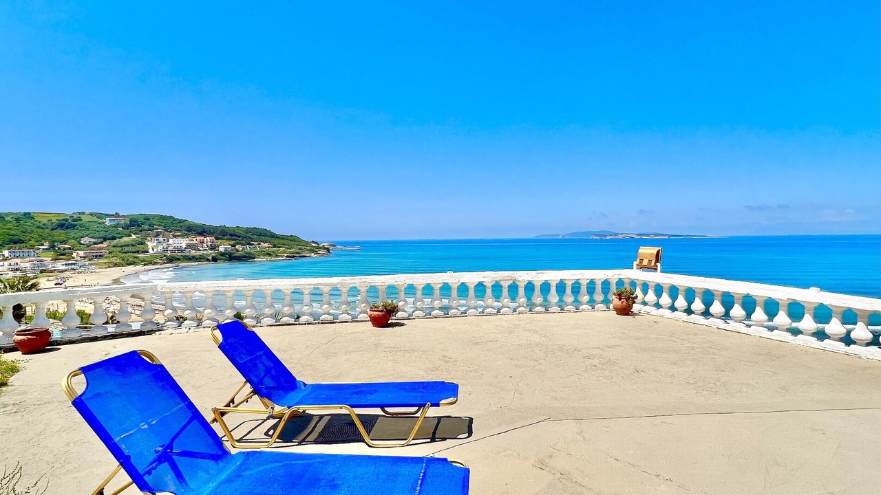 Photo of Patio Balcony in Agios Stefanos Avliotes
