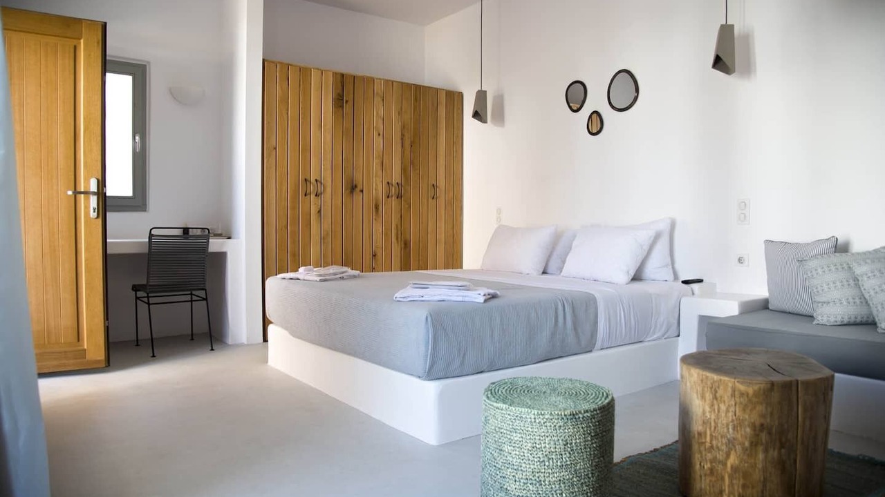 Photo of Bedroom in Platis Gialos