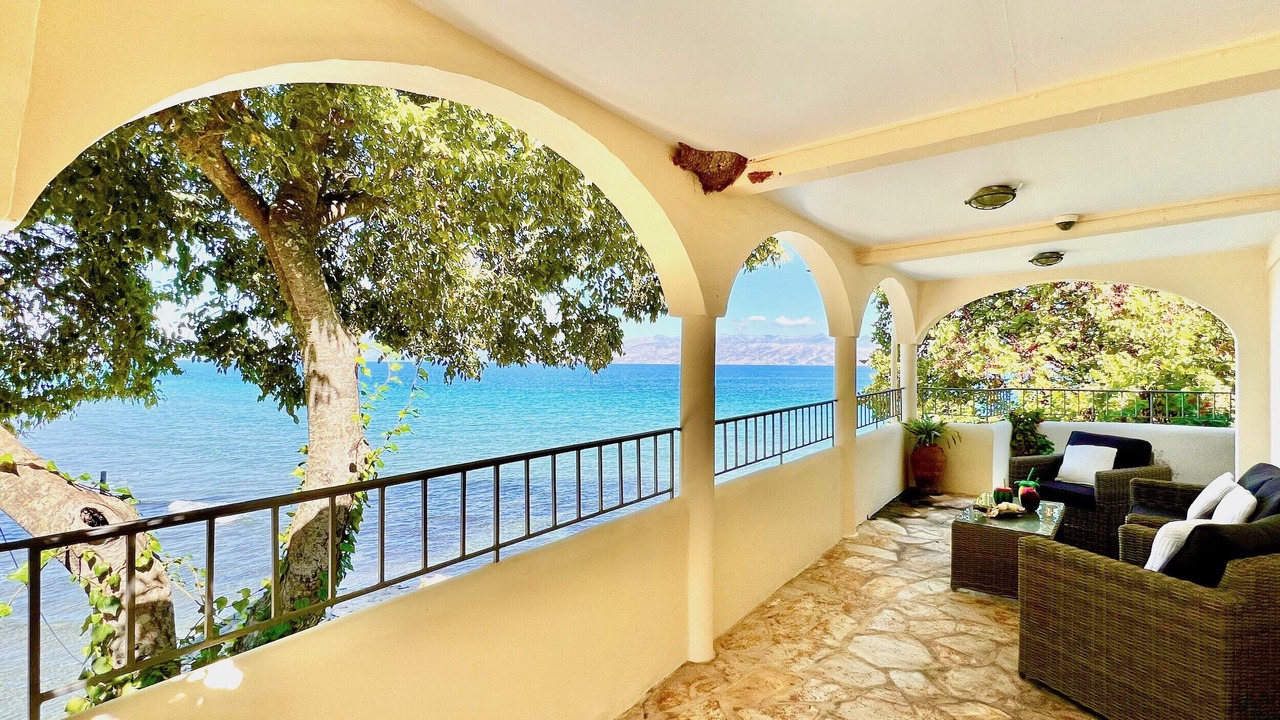 Photo of Patio Balcony in Apraos