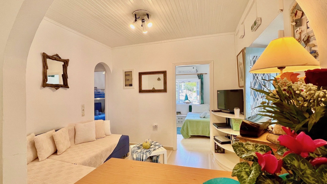 Photo of Livingroom in Apraos