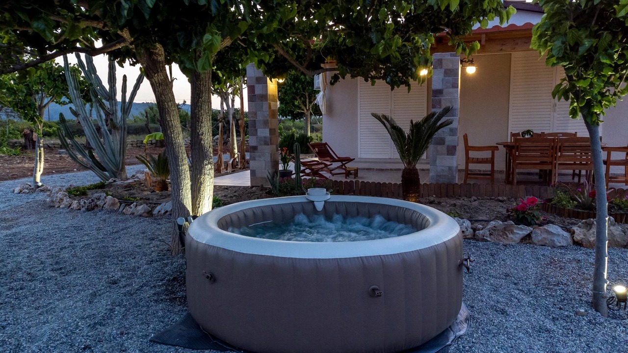 Photo of Patio Balcony in Haraki