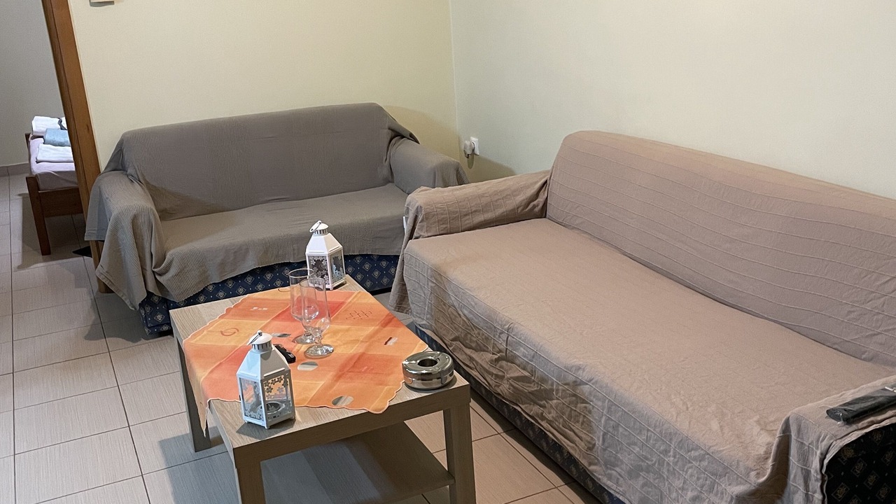 Photo of Livingroom in Kaki Thalassa