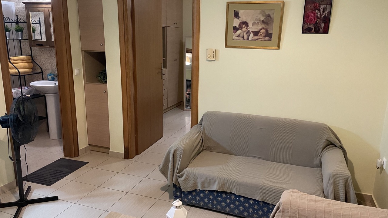 Photo of Livingroom in Kaki Thalassa