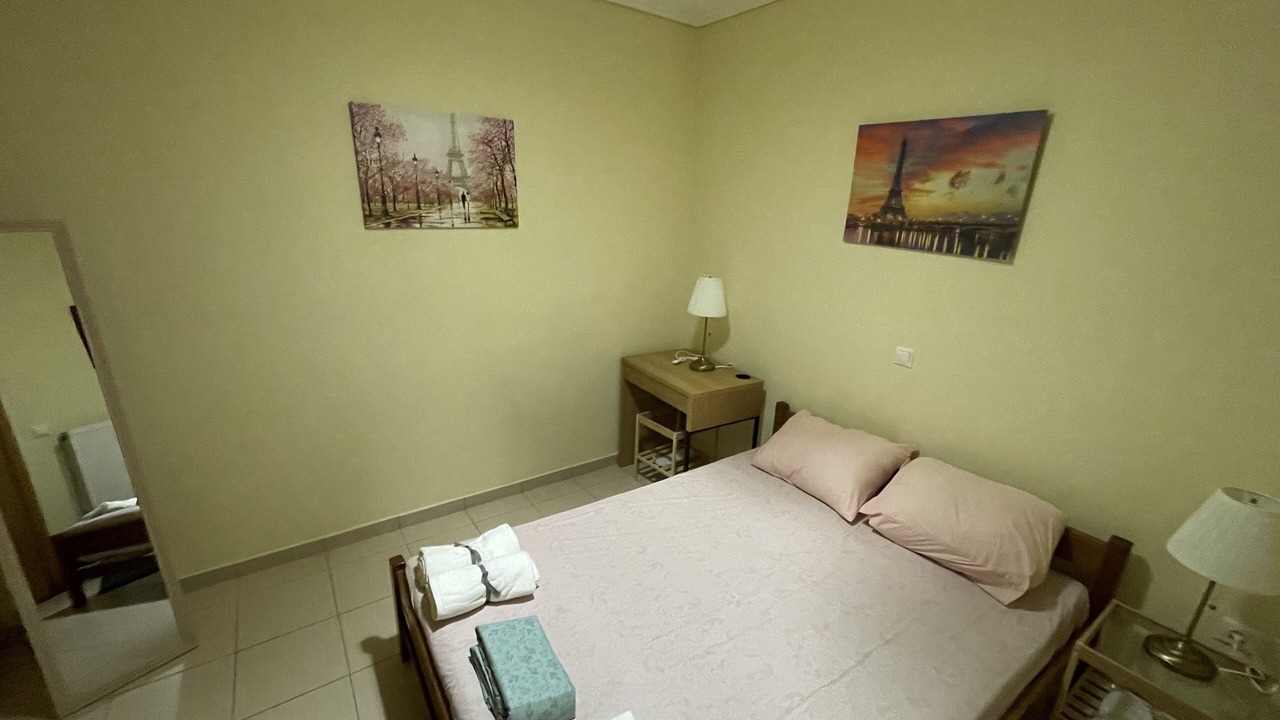 Photo of Bedroom in Kaki Thalassa