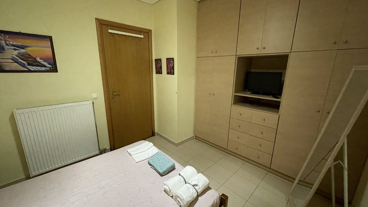 Photo of Bedroom in Kaki Thalassa