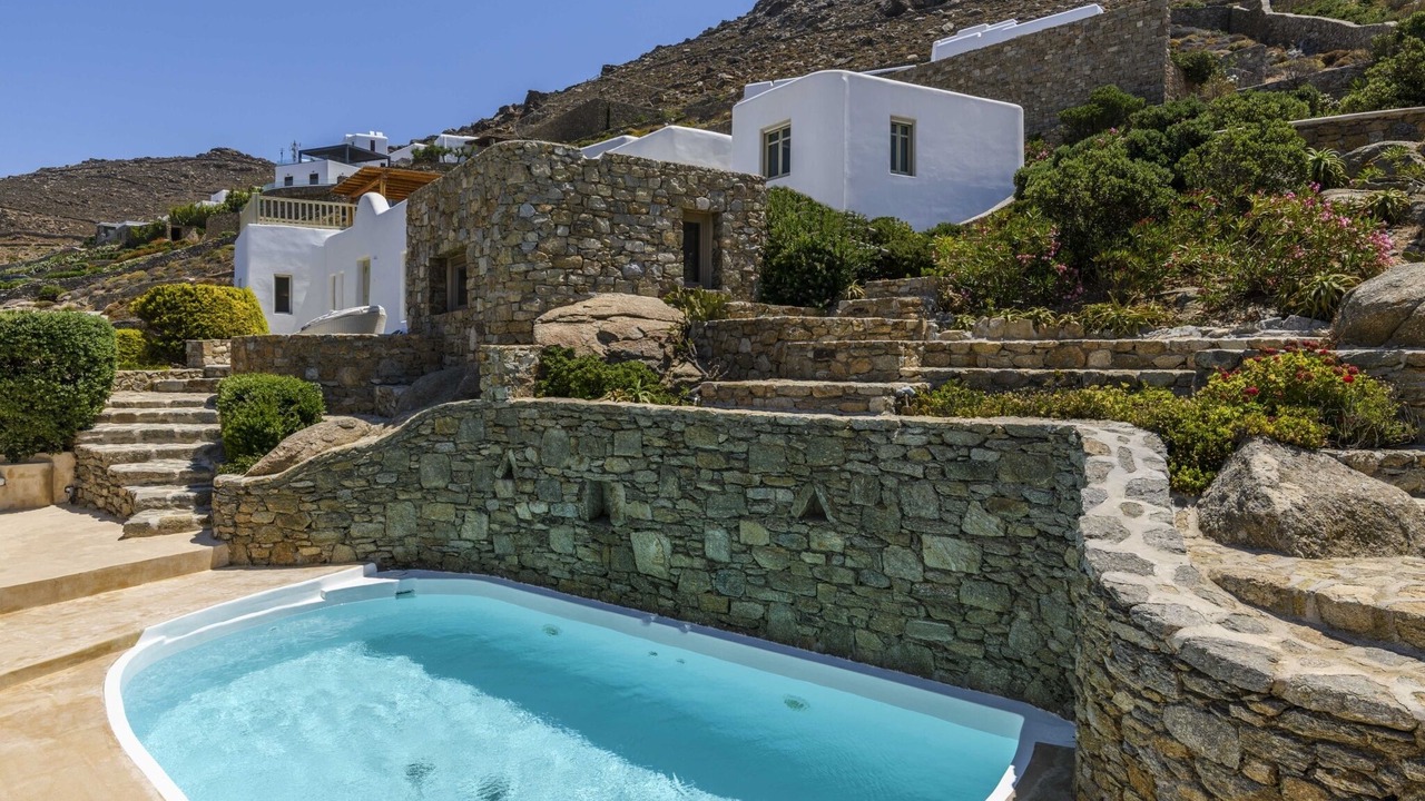 Photo of Outdoor in Elia