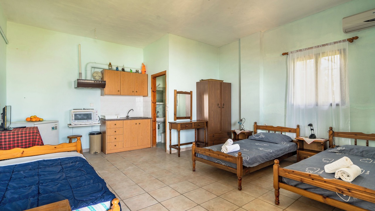 Photo of Bedroom in Angon
