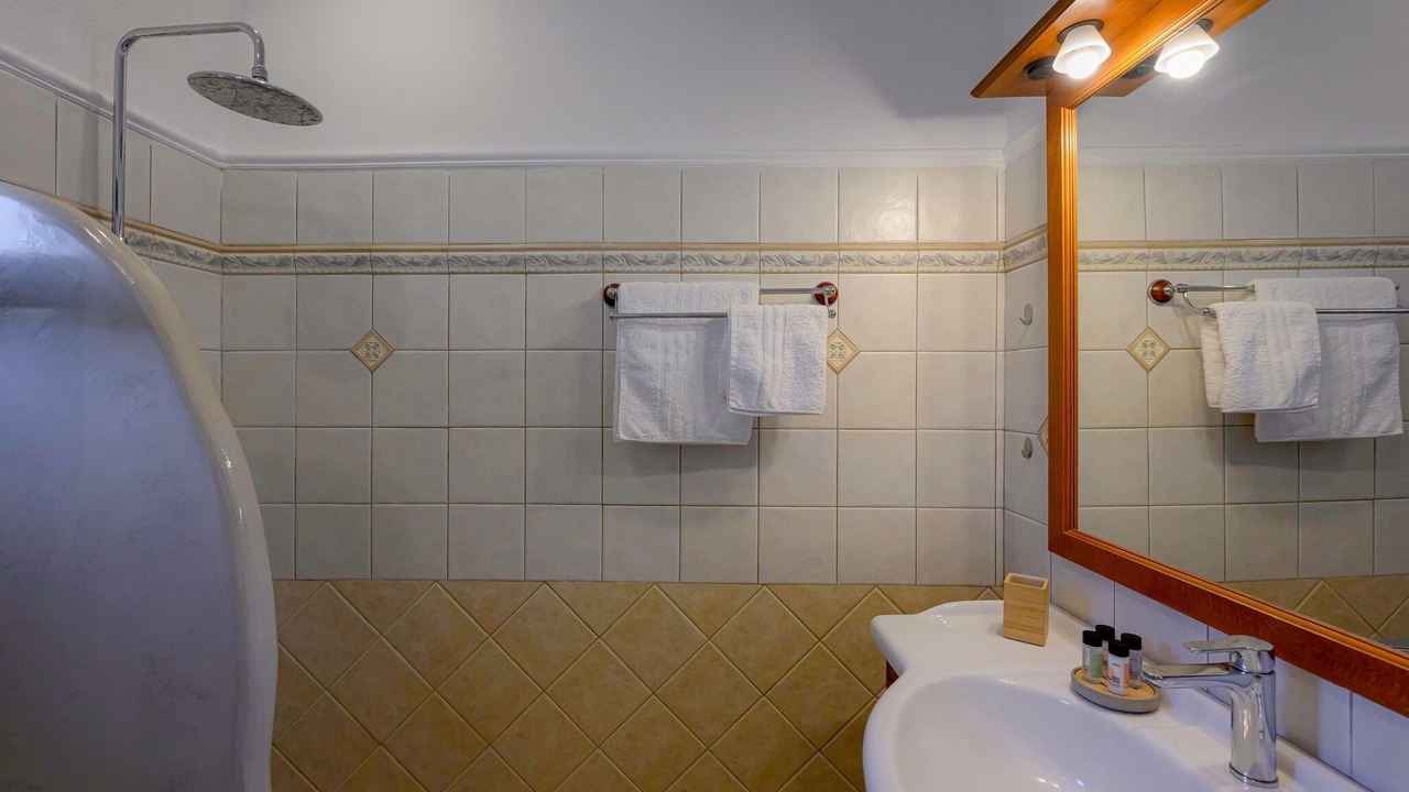 Photo of Bathroom in Vourvoulos