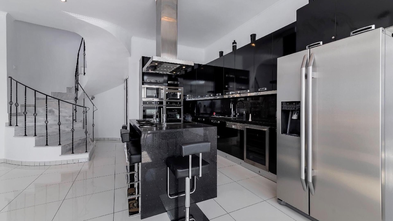 Photo of Kitchen in Gennadi
