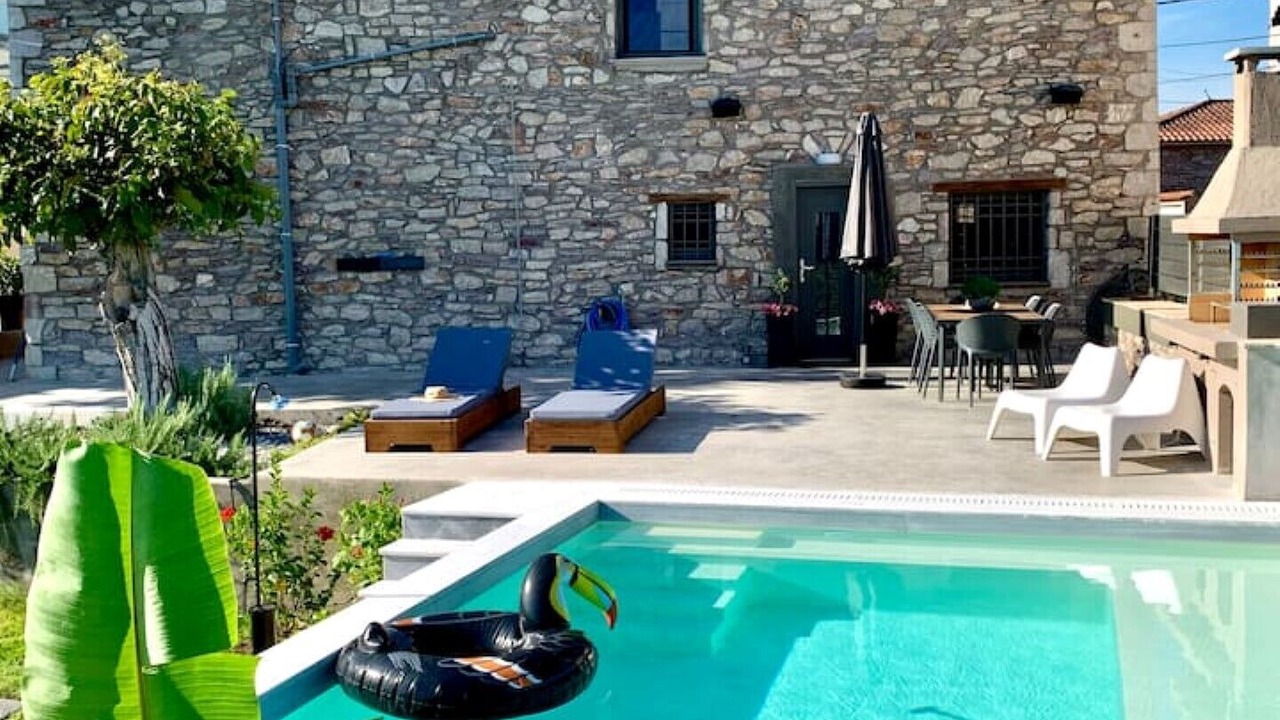 Photo of Outdoor in Eva
