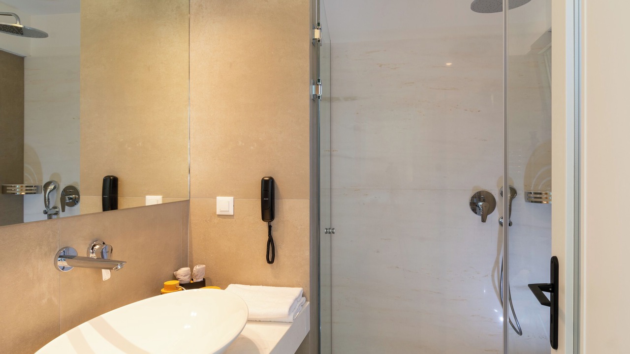 Photo of Bathroom in Agios Nikolaos