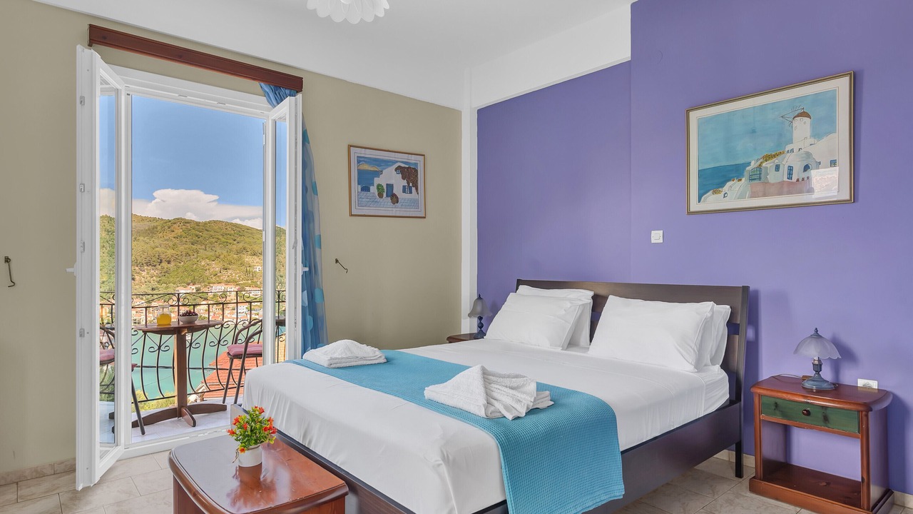 Photo of Bedroom in Vathy
