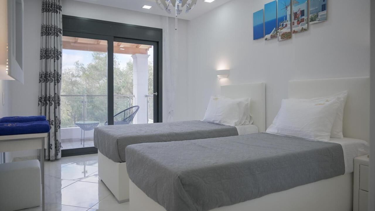 Photo of Bedroom in Notos