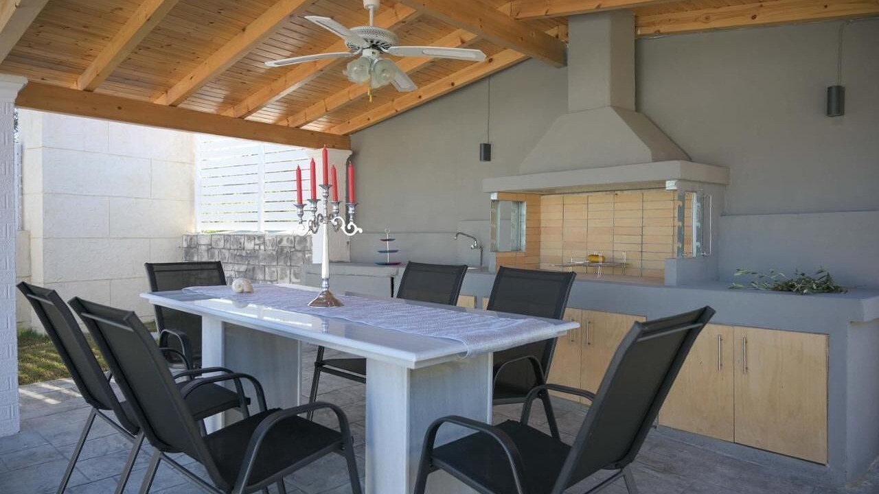 Photo of Outdoor in Notos
