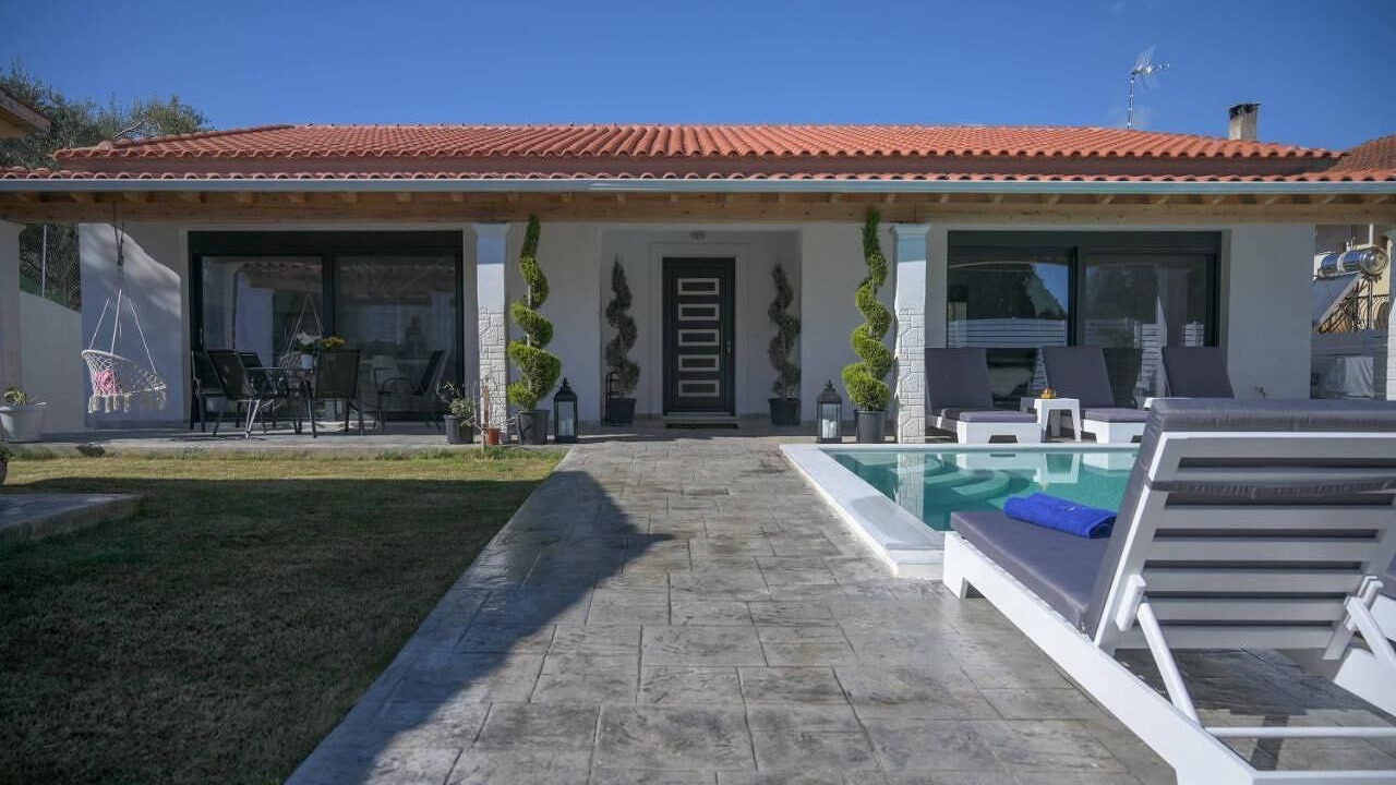 Photo of Outdoor in Notos