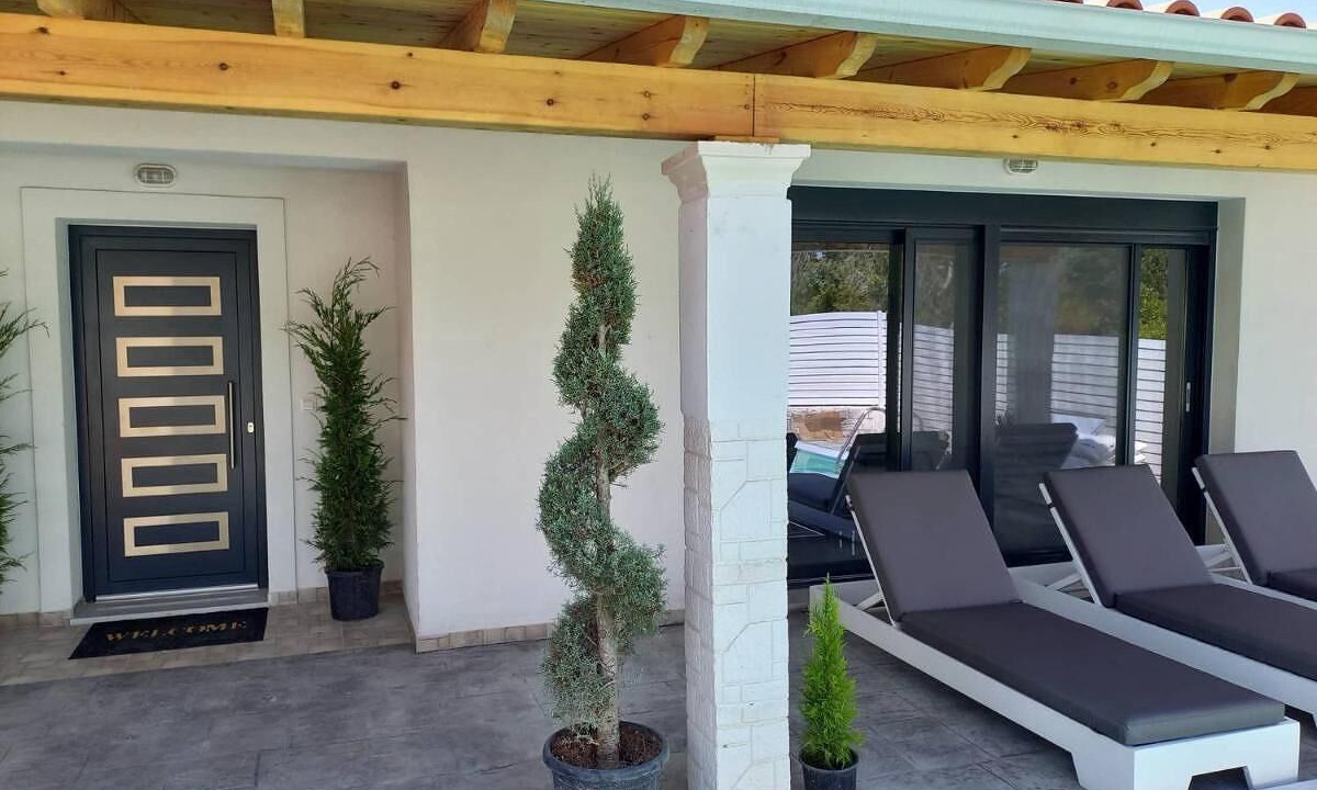 Photo of Patio Balcony in Notos