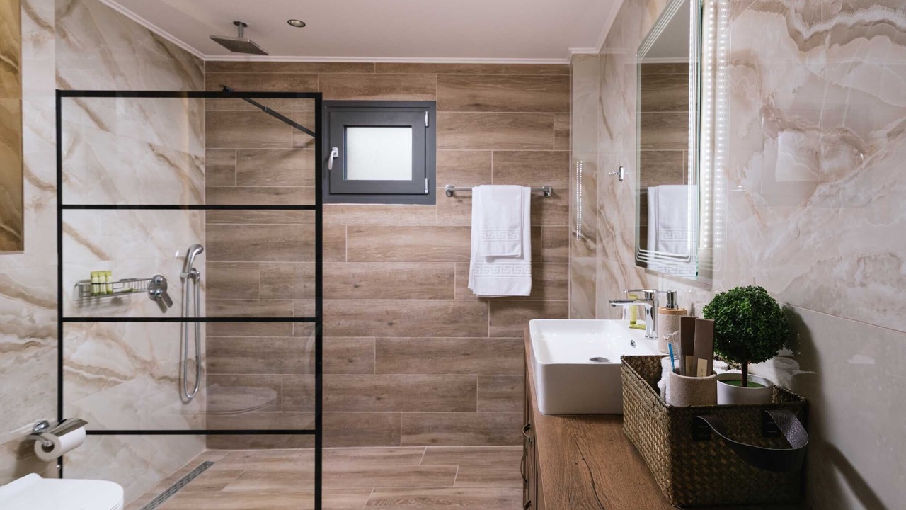 Photo of Bathroom in Faistos