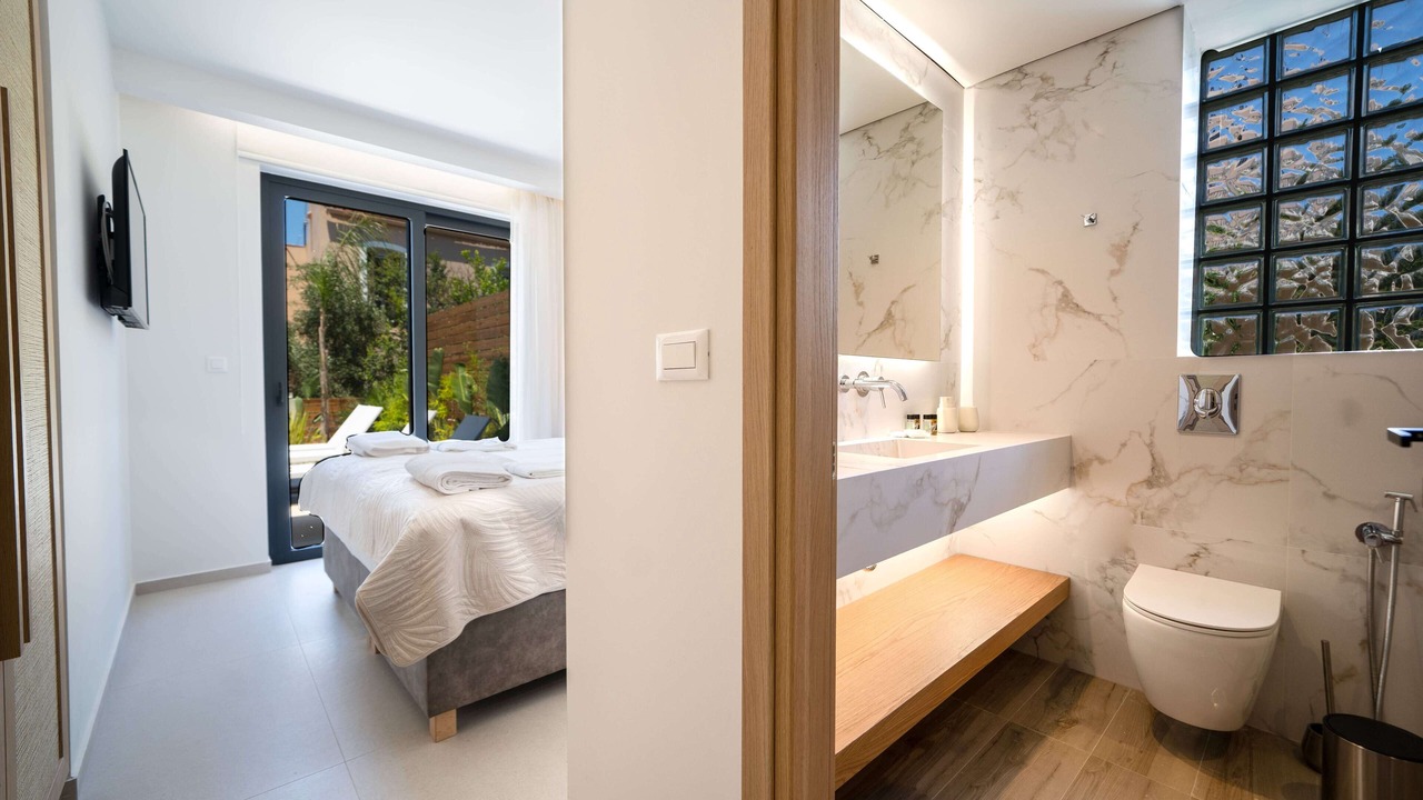 Photo of Bedroom in Alikianos