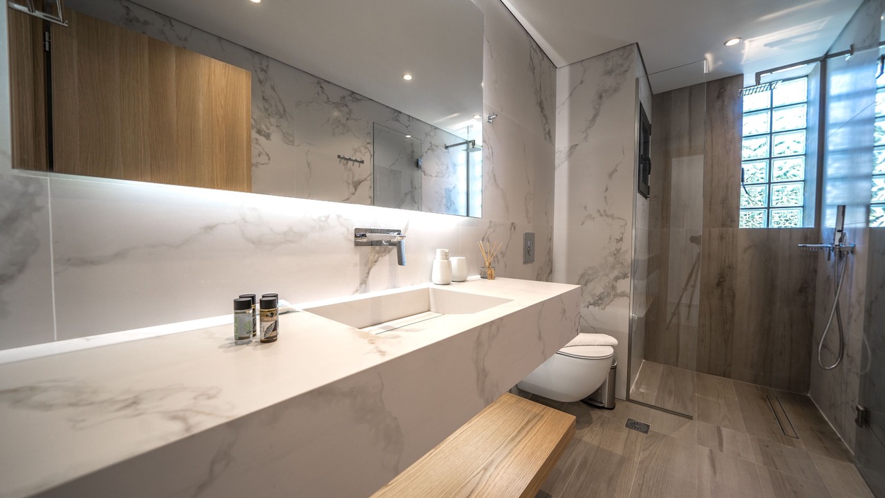 Photo of Bathroom in Alikianos