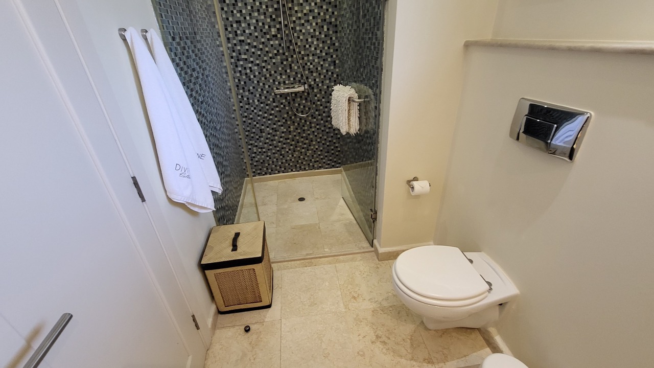 Photo of Bathroom in Chorafakia