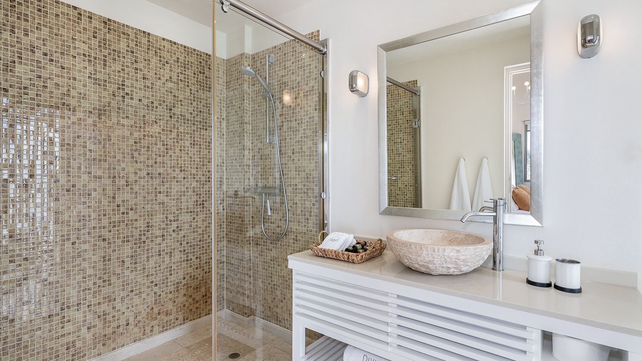 Photo of Bathroom in Chorafakia