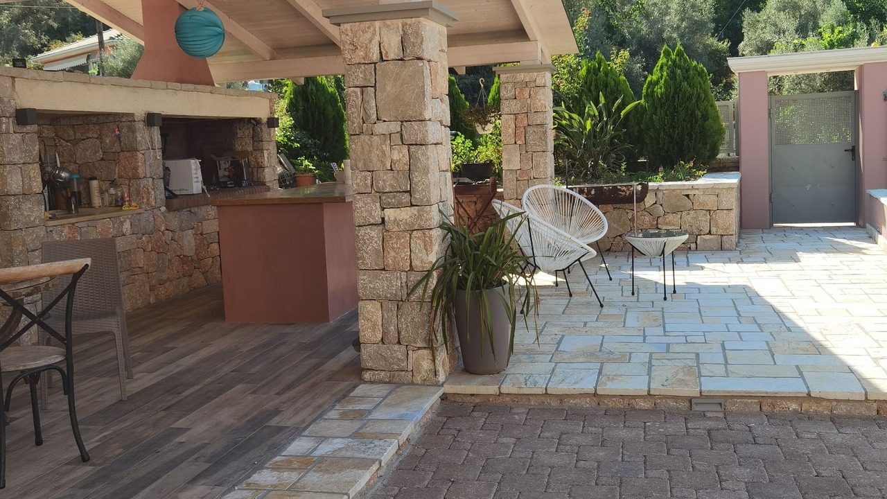 Photo of Patio Balcony in Katokhorion
