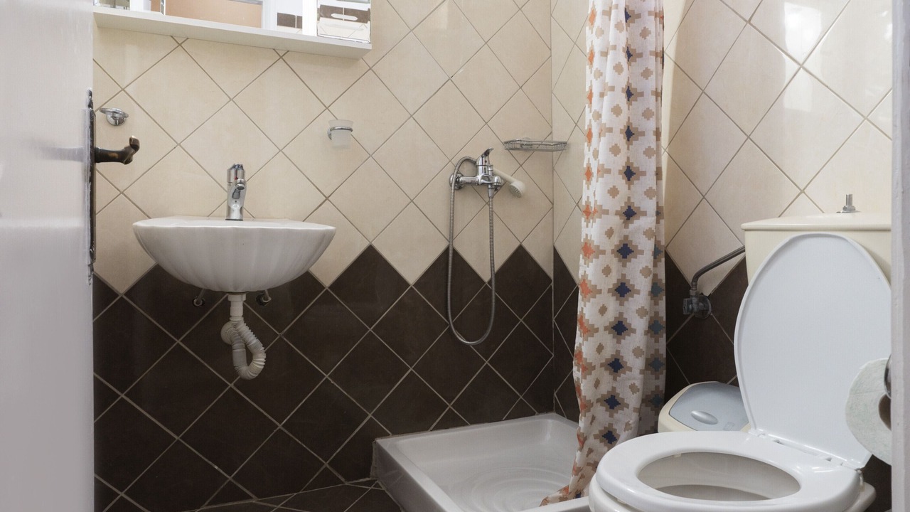 Photo of Bathroom in Agios Georgios Pagon