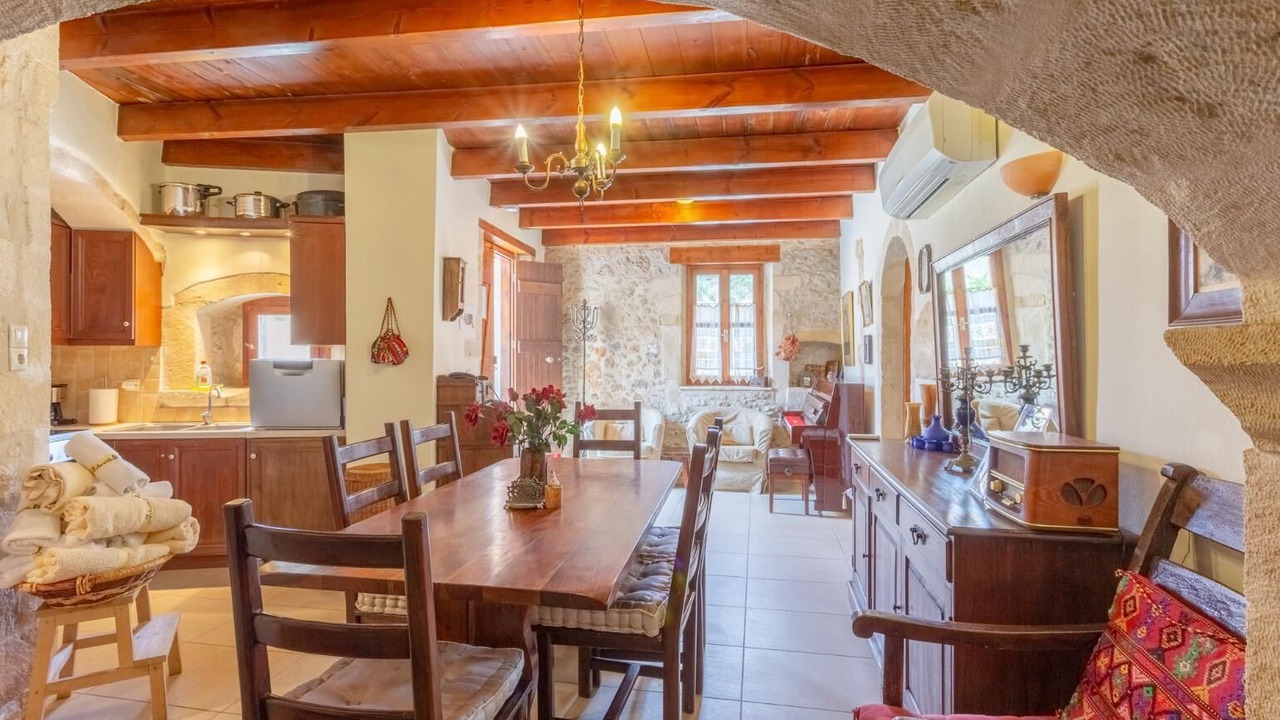 Photo of Outdoor in Monopari