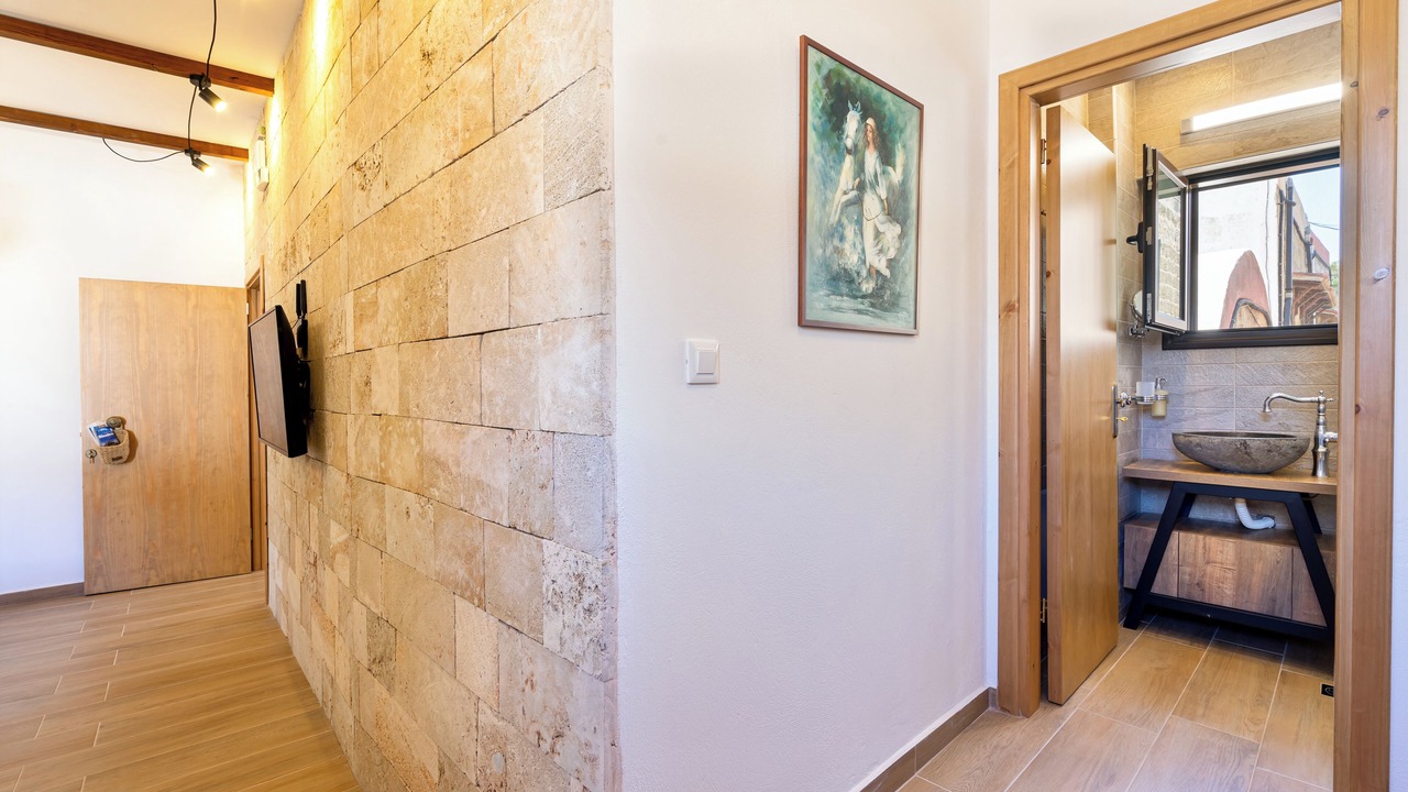 Photo of Bathroom in Rhodes Old Town