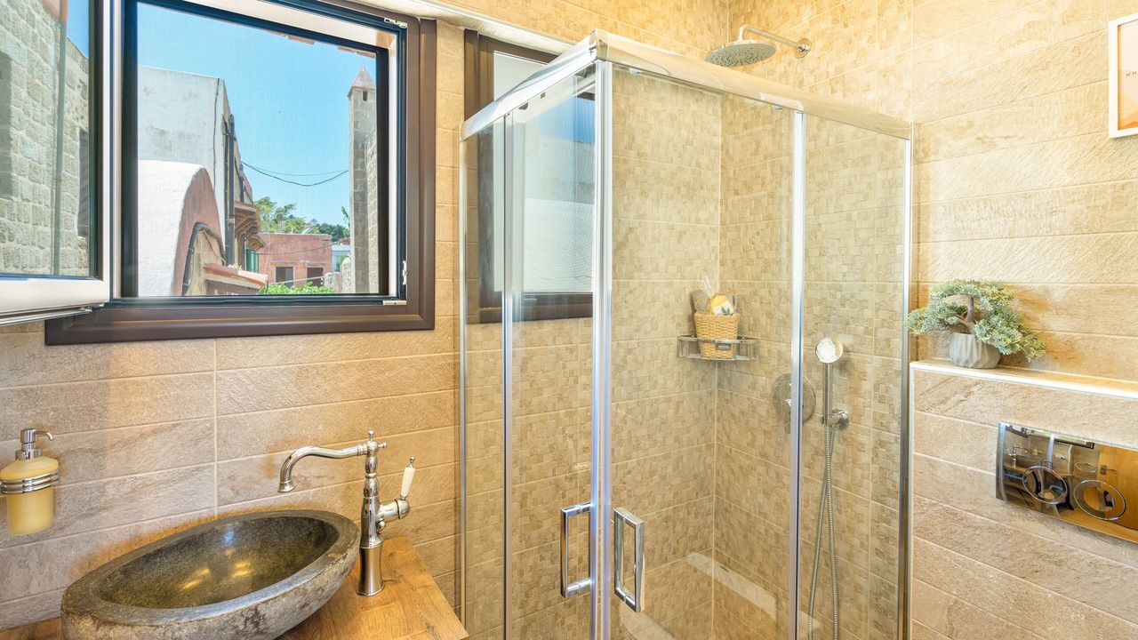 Photo of Bathroom in Rhodes Old Town