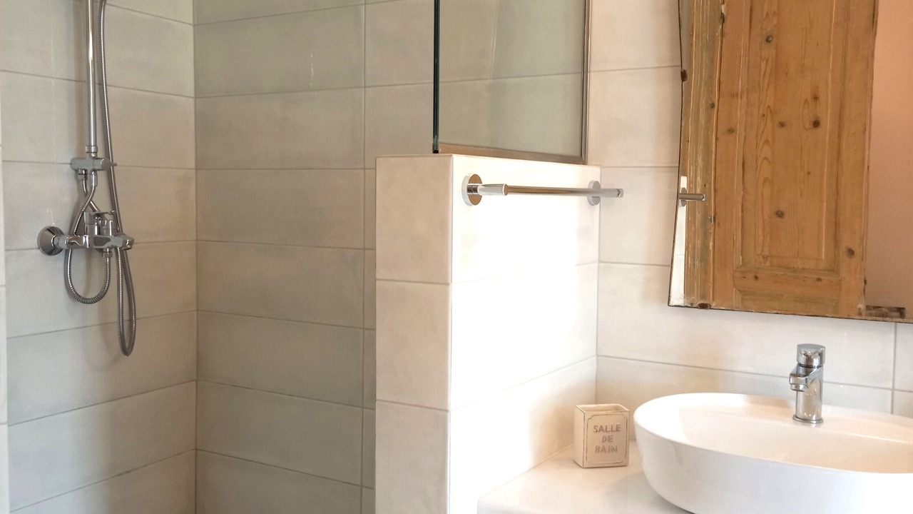 Photo of Bathroom in Benitses