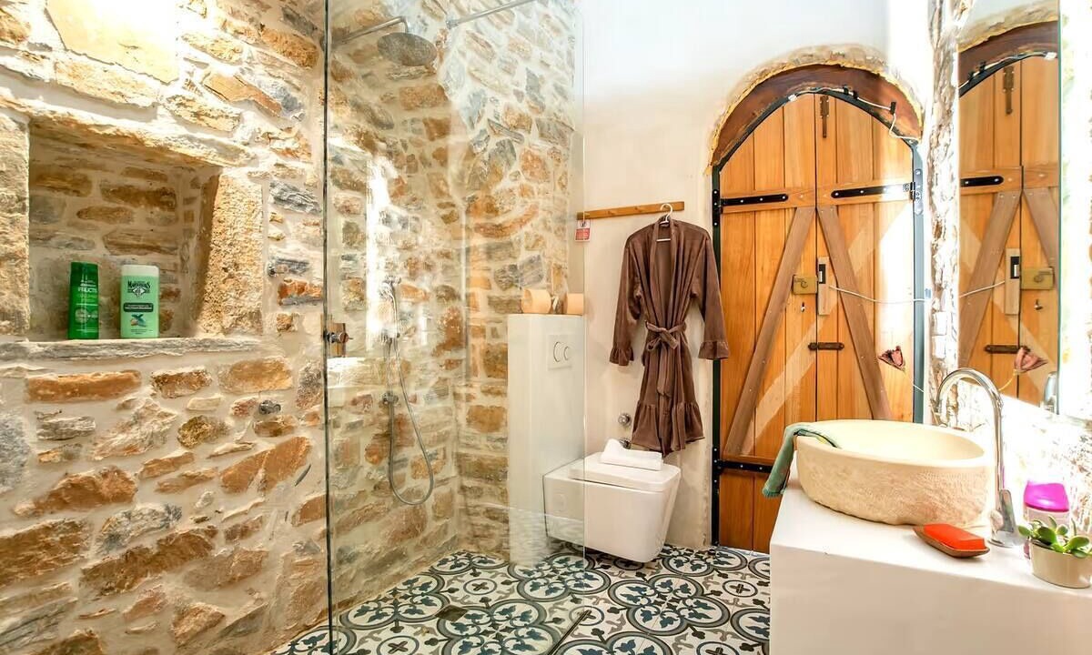 Photo of Bathroom in Naxos Town