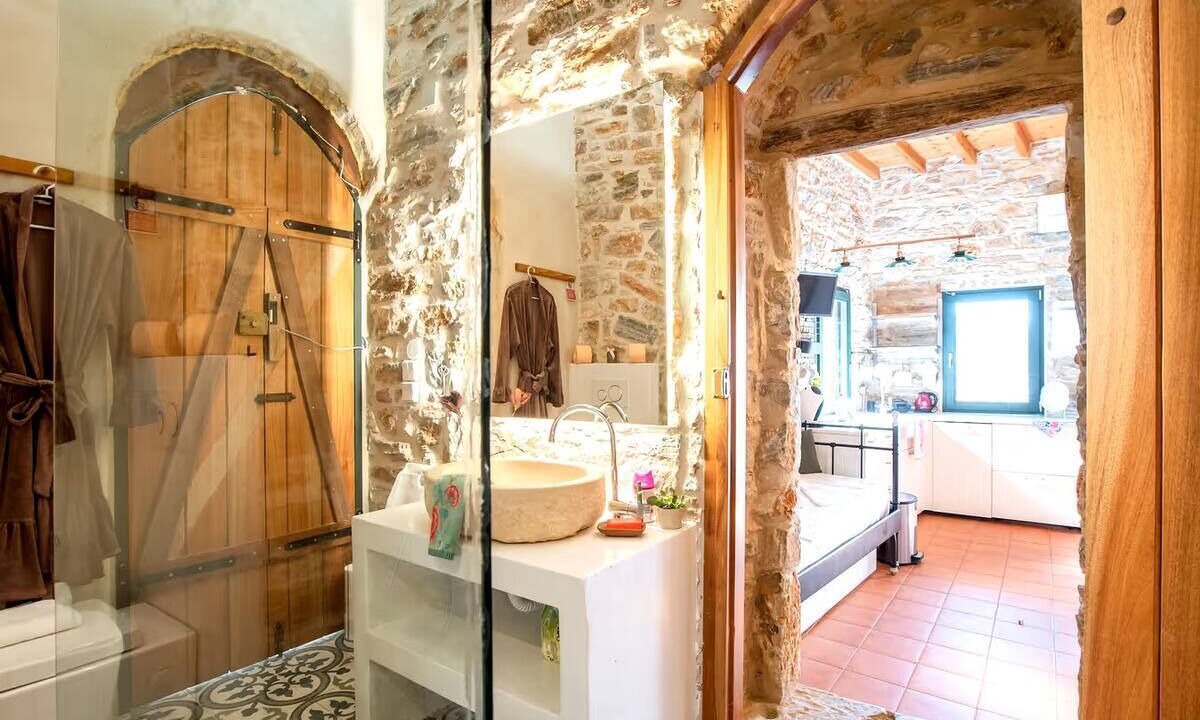 Photo of Bathroom in Naxos Town