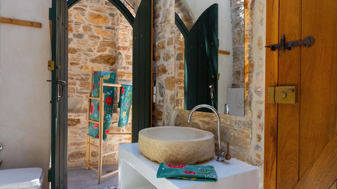 Photo of Bathroom in Naxos Town