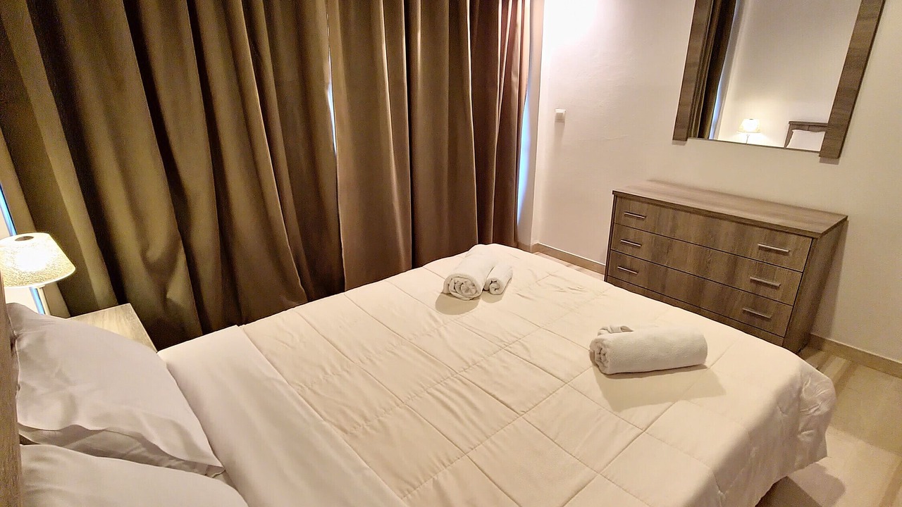 Photo of Bedroom in Melikia