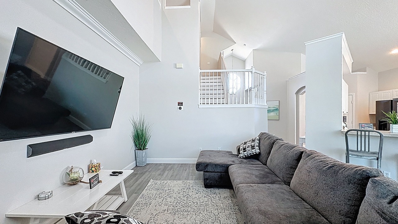 Photo of Livingroom in Windsor Palms