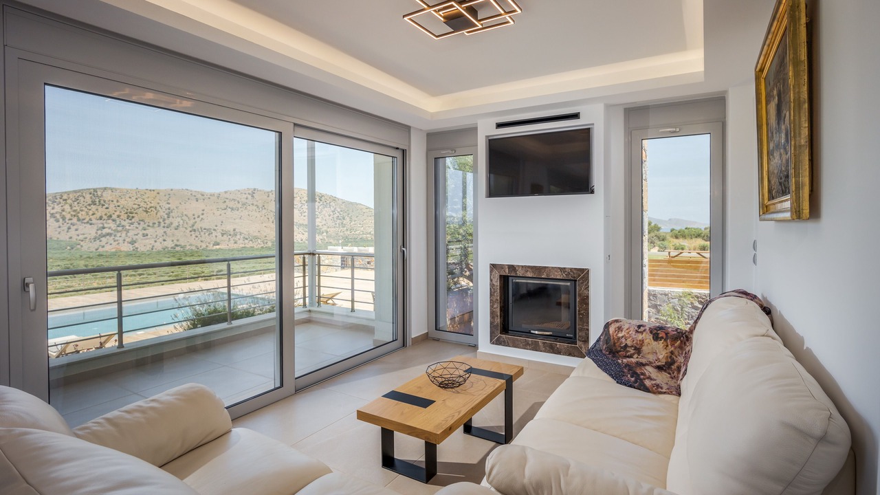 Photo of Livingroom in Pefki