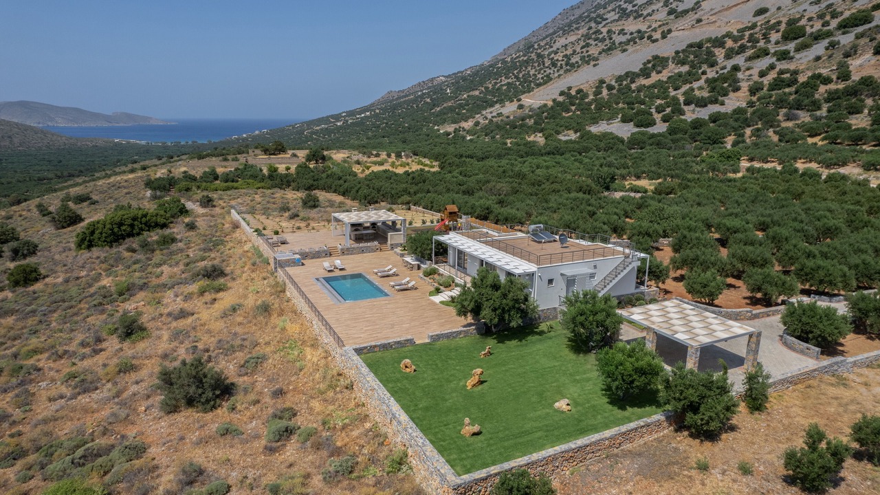 Photo of Outdoor in Pefki