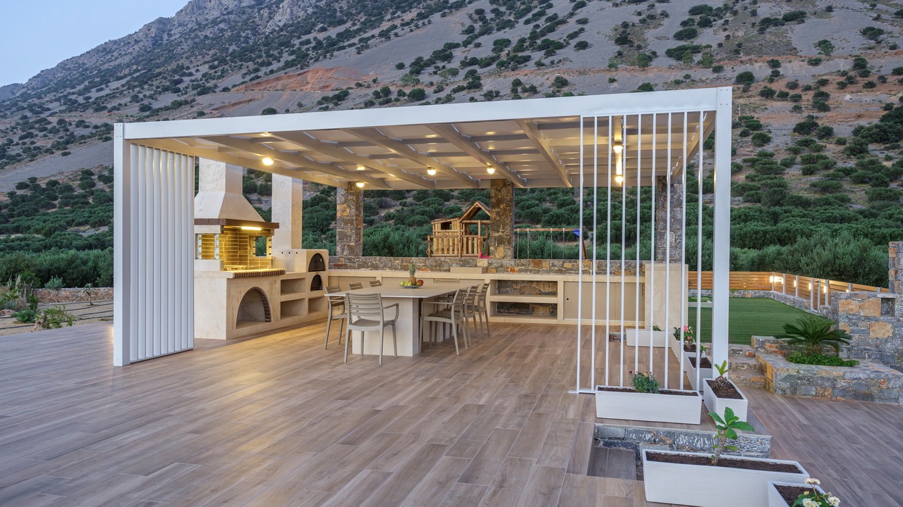 Photo of Outdoor in Pefki
