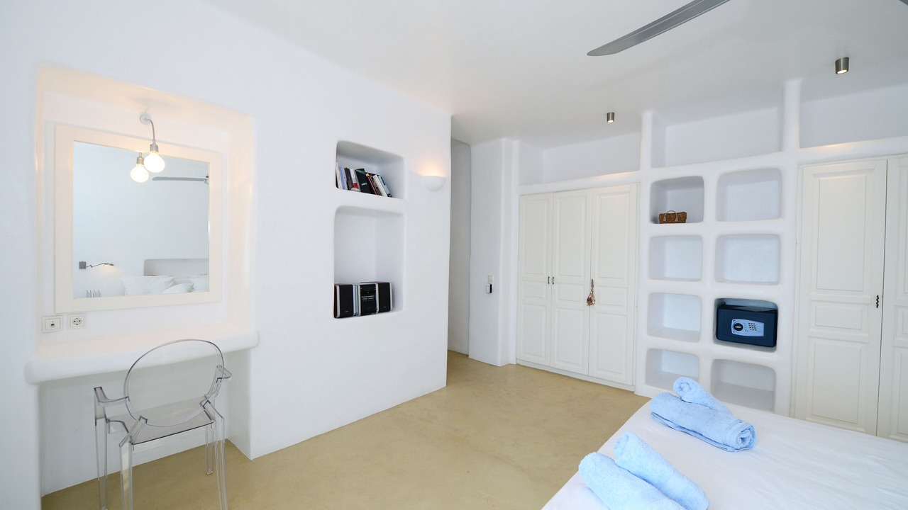 Photo of Bedroom in Serifos