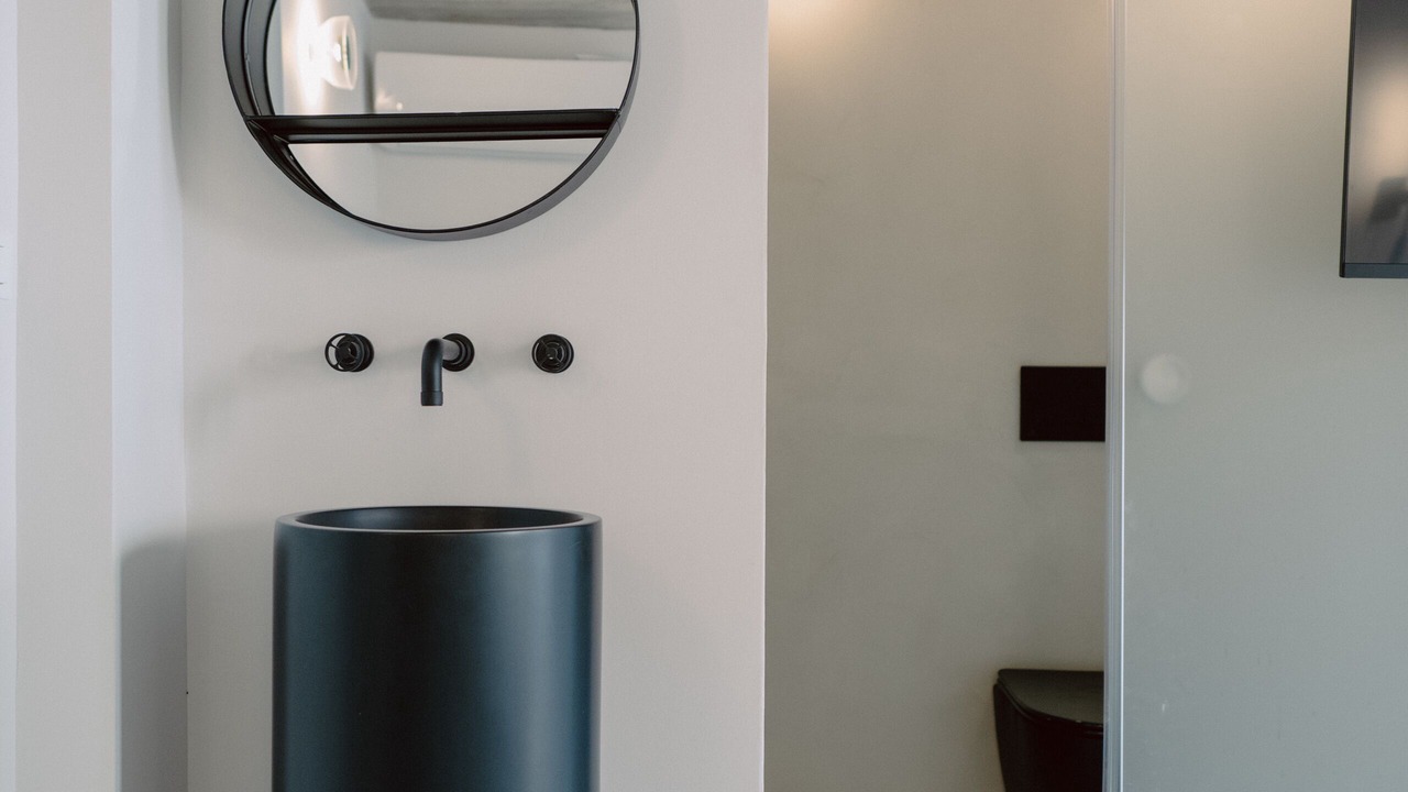 Photo of Bathroom in Ermoupoli