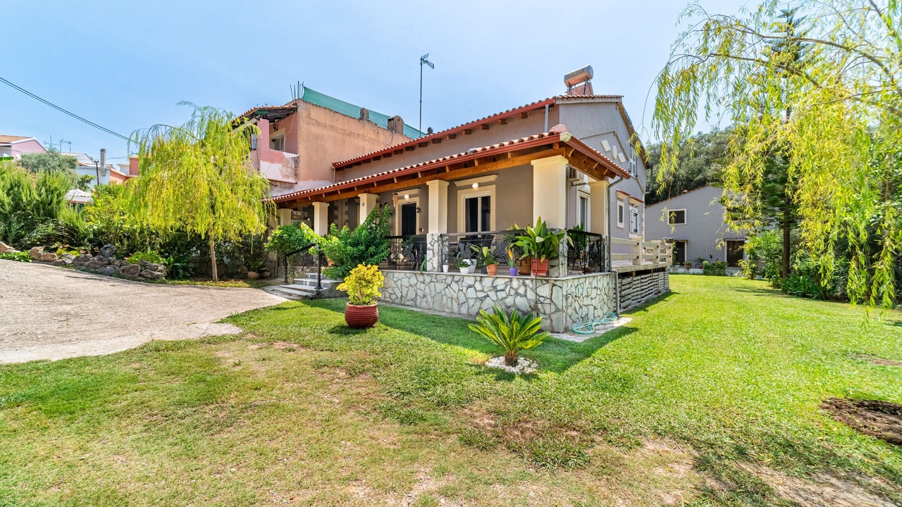 Photo of Outdoor in Chlomatiana