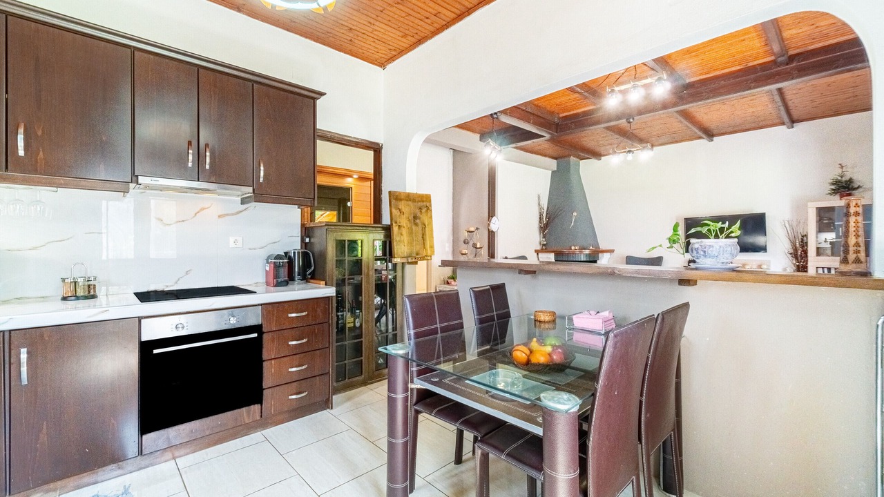Photo of Kitchen in Chlomatiana