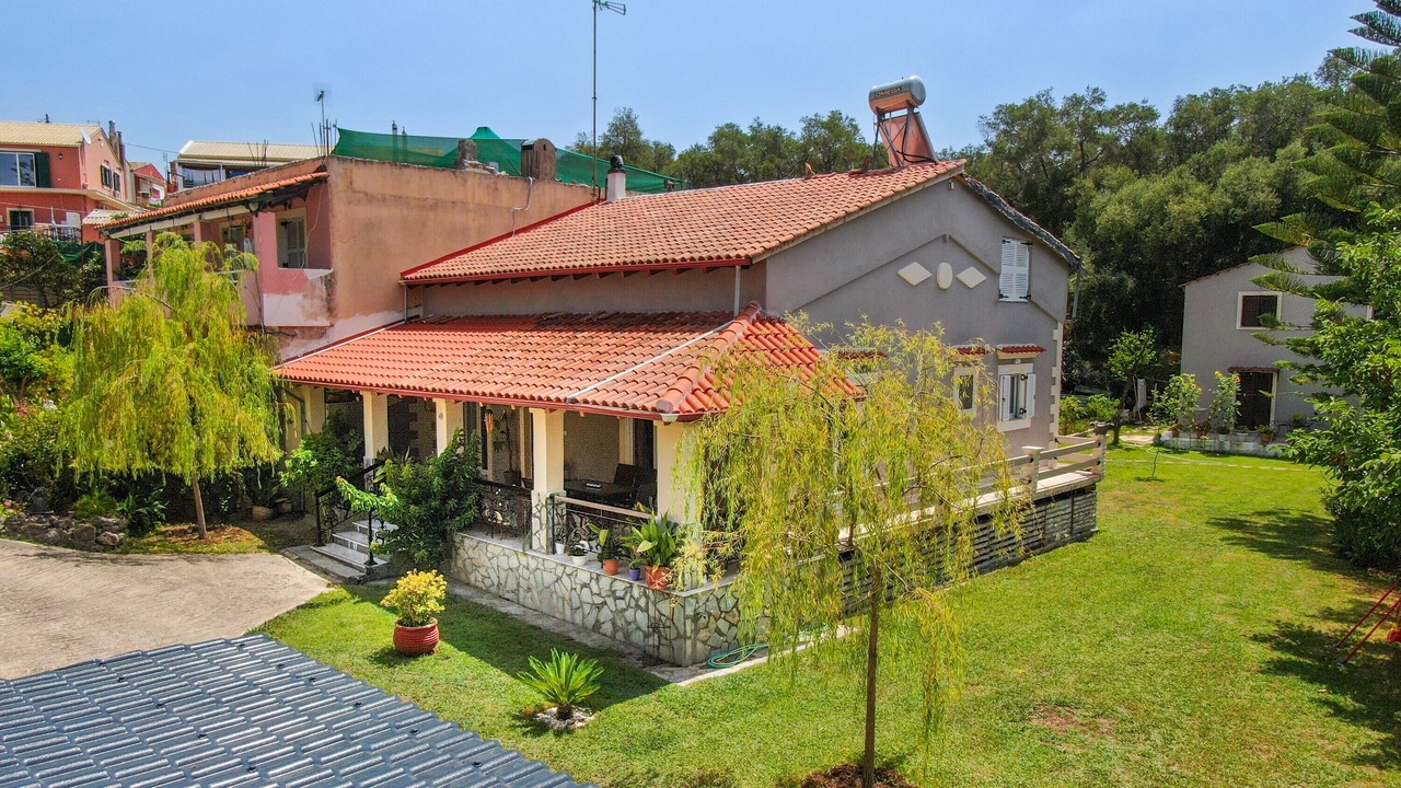 Photo of Outdoor in Chlomatiana